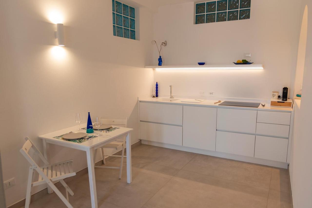Maridea - Les Suites Du Soleil Ponza Buitenkant foto