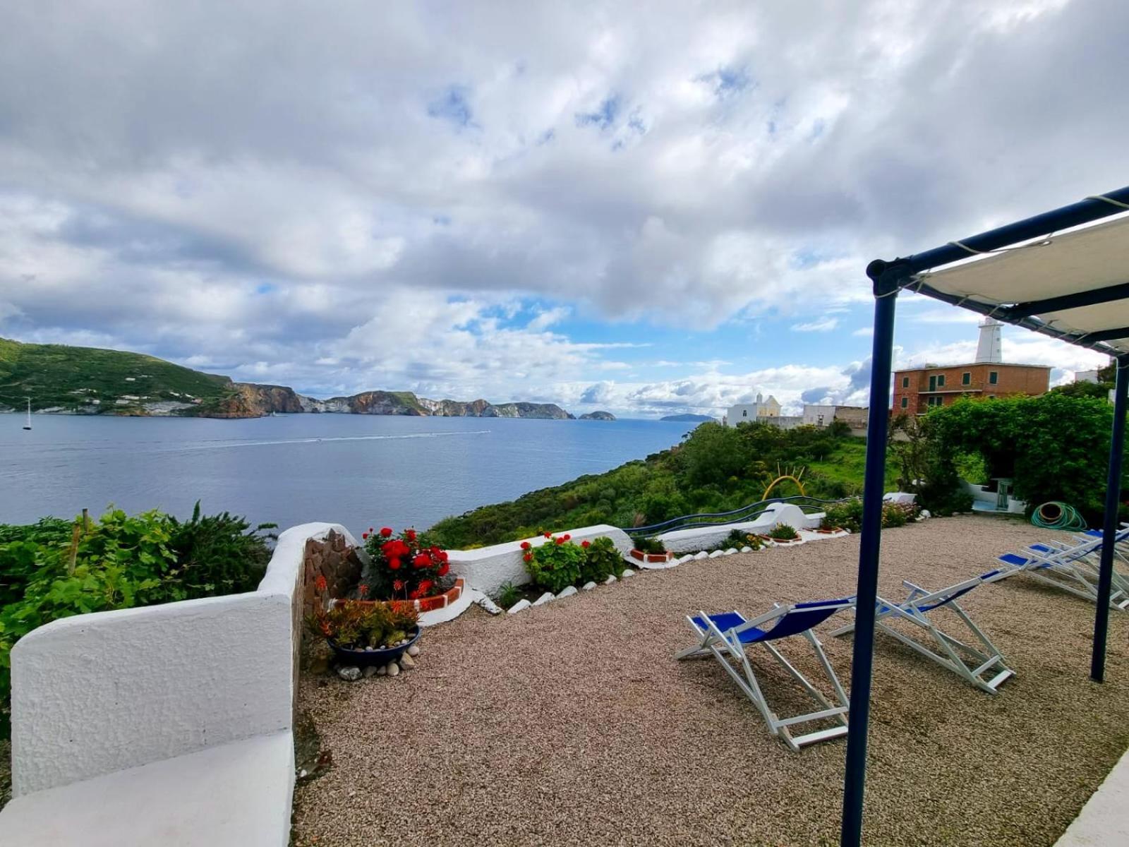 Maridea - Les Suites Du Soleil Ponza Buitenkant foto